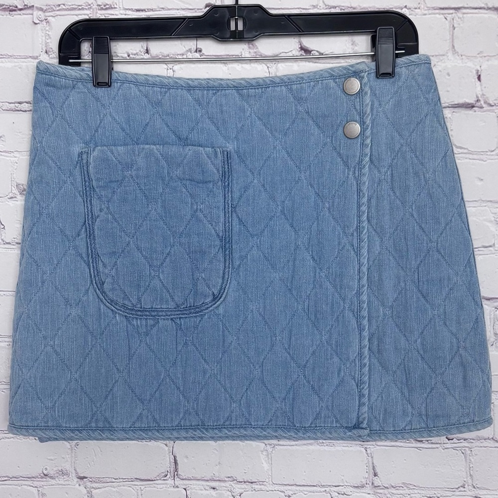 BLANK NYC Skirt Quilted Wrap Denim Blue Mini Skirt—NWT—28 - Picture 10 of 13